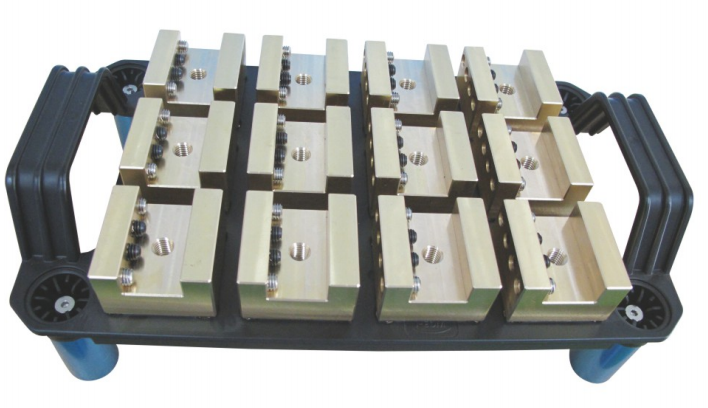 1出12黃銅夾頭套裝